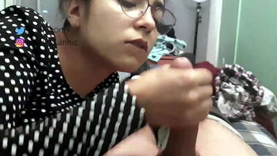 هٿ ۾ پائڻ سان ٺهڪندڙ - تمام گهڻو کير